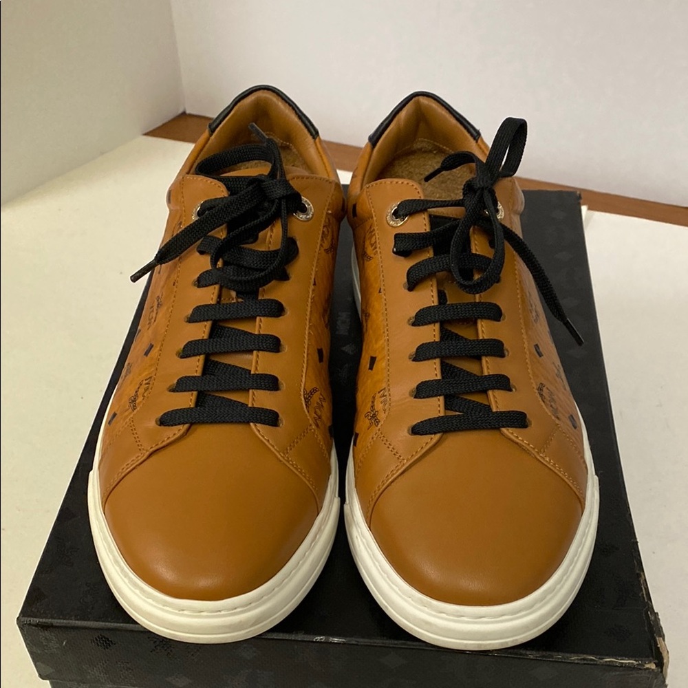 MCM Lt Terrain Derby Visetos cognac side 9